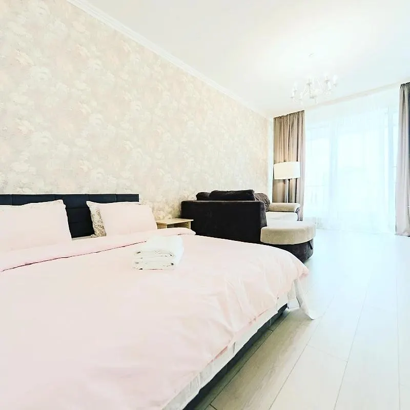 1 Room 60M2 Center Of Obolon Near River Side. With Terrace. 22 Floor Kyiv